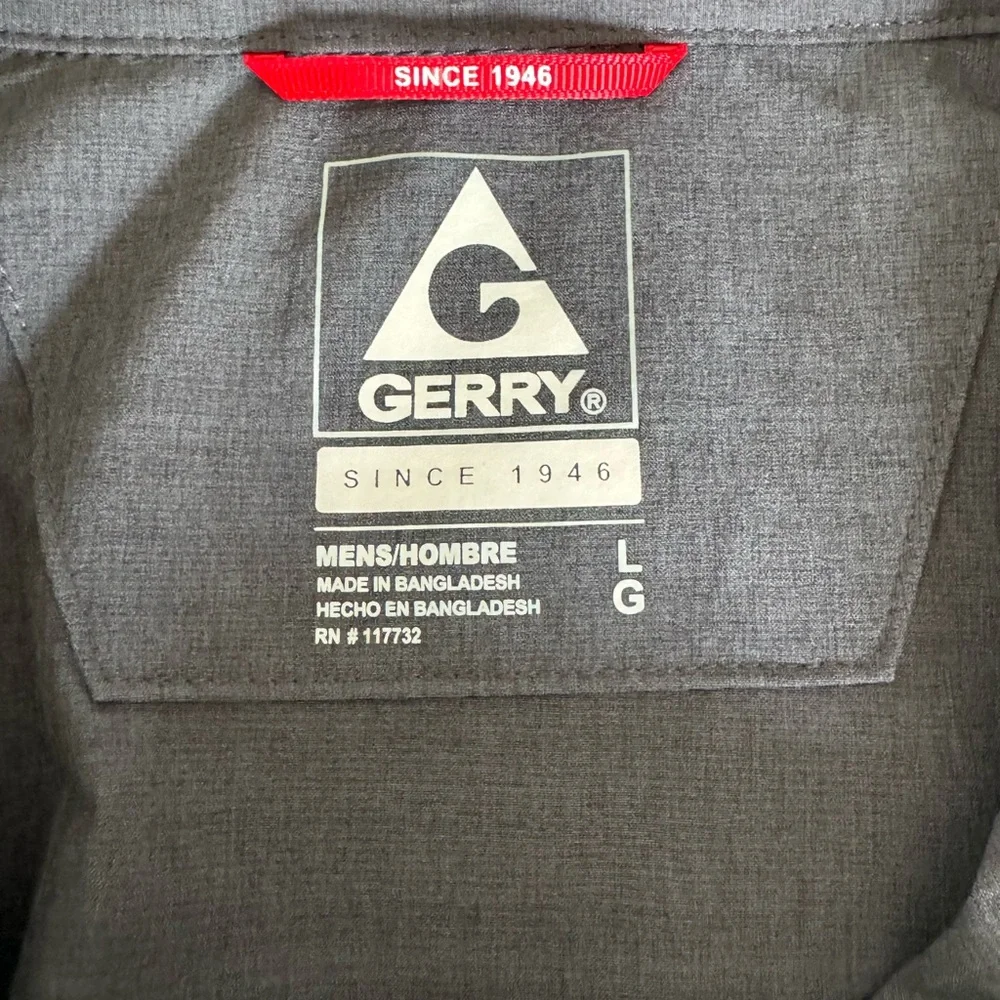 Gerry Tech Woven Stretch Shirt Men's Size L Smokey‎ Gray Button Up Short Sleeve - Picture 4 of 5